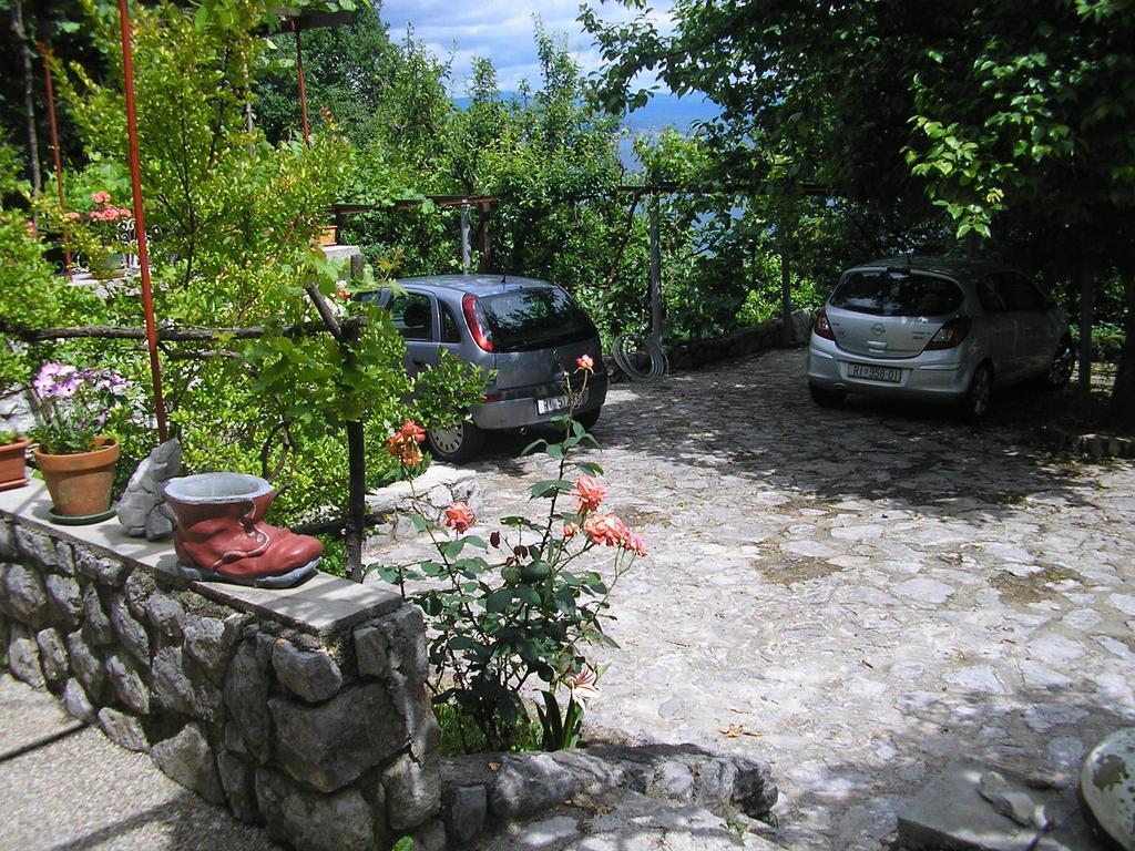 Apartments Zlatko Ičići Exteriér fotografie